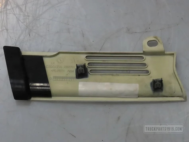Scania 2297701 Afdekkap grill Li. - Radiatora reste - Kravas automašīna: foto 2 Scania 2297701 Afdekkap grill Li. - Radiatora reste - Kravas automašīna: foto 2