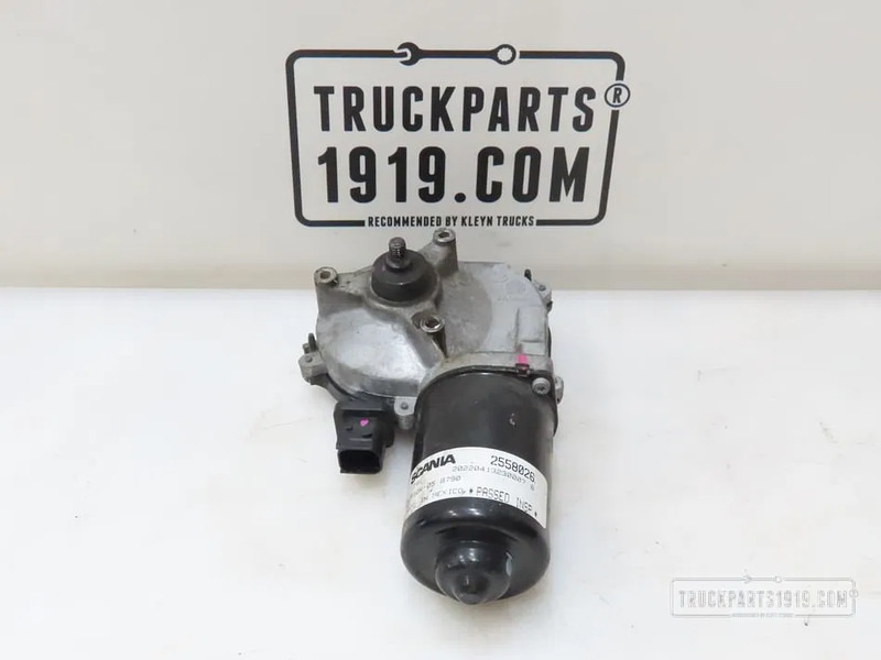 Scania 2558026 Ruitenwissermotor R-serie - Stikla tīrītājs - Kravas automašīna: foto 1 Scania 2558026 Ruitenwissermotor R-serie - Stikla tīrītājs - Kravas automašīna: foto 1
