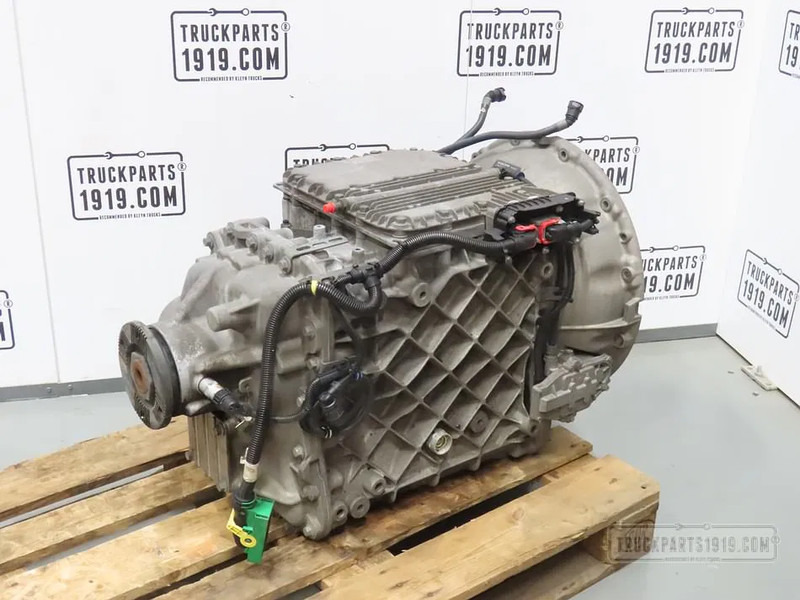 Volvo 60151016 Versnellingsbak AT2412F Volvo - Pārnesumkārba - Kravas automašīna: foto 2 Volvo 60151016 Versnellingsbak AT2412F Volvo - Pārnesumkārba - Kravas automašīna: foto 2