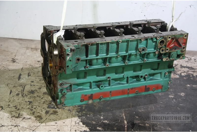 Volvo Engines & Parts Cilinderblok D7E - Cilindru bloks - Kravas automašīna: foto 1 Volvo Engines & Parts Cilinderblok D7E - Cilindru bloks - Kravas automašīna: foto 1