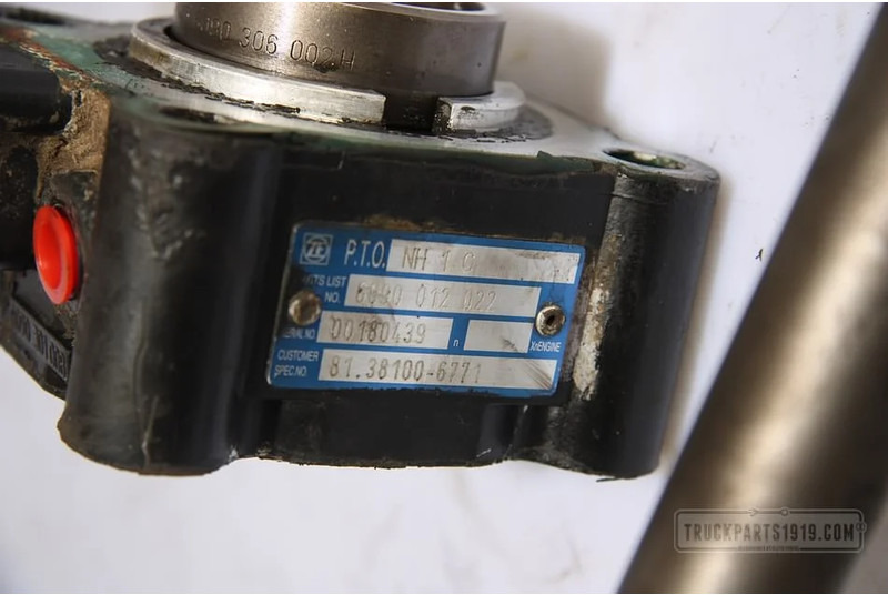 ZF Gearbox & Clutch Parts ZF PTO NH/1C - Asis un rezerves daļas - Kravas automašīna: foto 2 ZF Gearbox & Clutch Parts ZF PTO NH/1C - Asis un rezerves daļas - Kravas automašīna: foto 2