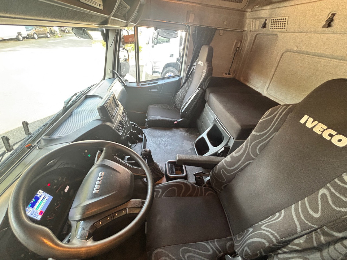 IVECO 190S40 Stralis - Kravas automašīna ar tentu: foto 4 IVECO 190S40 Stralis - Kravas automašīna ar tentu: foto 4