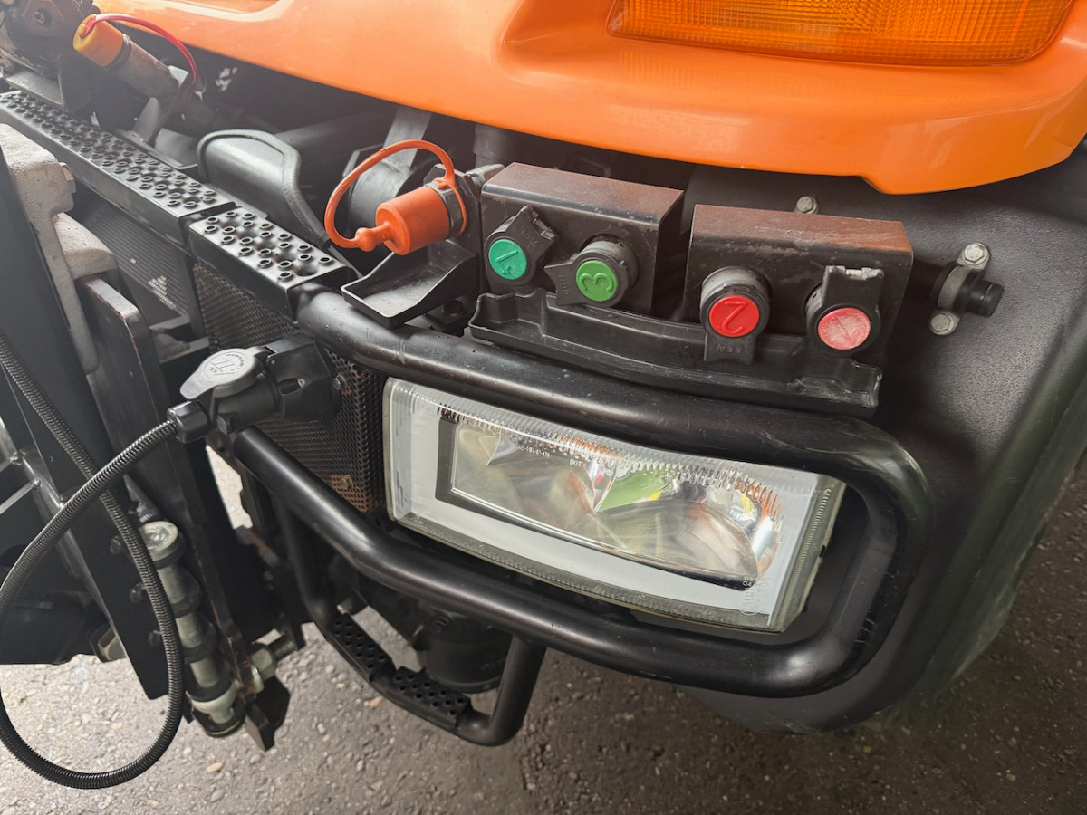 UNIMOG U300 - Komunālā/ Specializētā tehnika: foto 5 UNIMOG U300 - Komunālā/ Specializētā tehnika: foto 5
