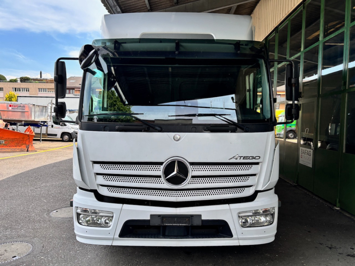 MERCEDES Atego 1530 - Kravas automašīna ar slēgto virsbūvi: foto 3 MERCEDES Atego 1530 - Kravas automašīna ar slēgto virsbūvi: foto 3