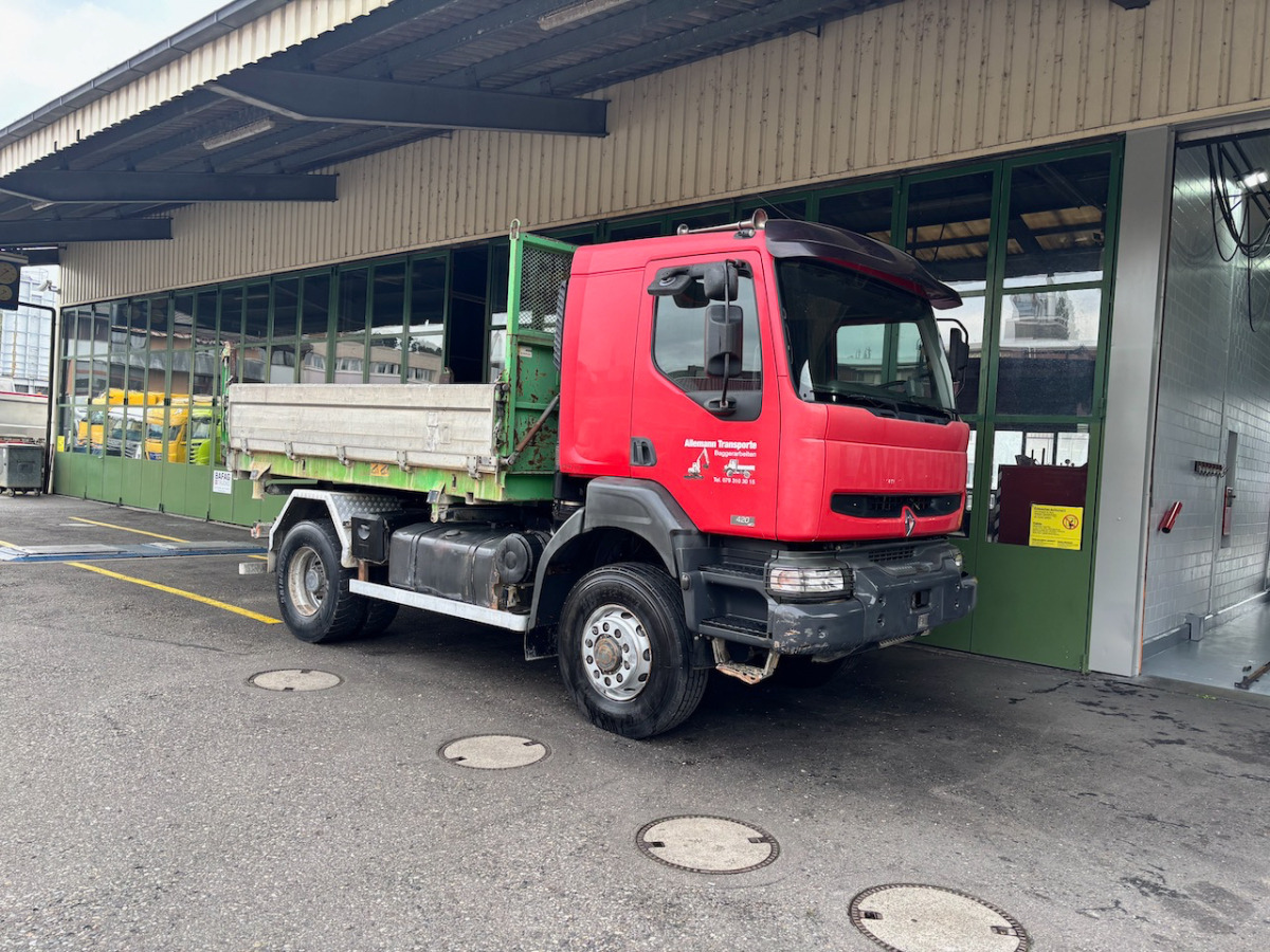 RENAULT Kerax 420DCI 4x4 - Kravas automašīna pašizgāzējs: foto 1 RENAULT Kerax 420DCI 4x4 - Kravas automašīna pašizgāzējs: foto 1