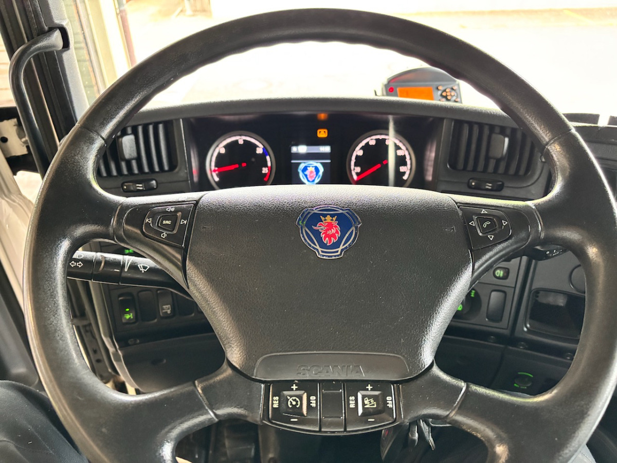 SCANIA G440 - Kravas automašīna ar tentu: foto 5 SCANIA G440 - Kravas automašīna ar tentu: foto 5