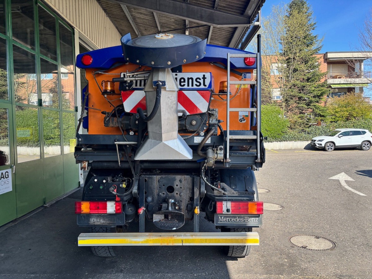 Kravas automašīna pašizgāzējs UNIMOG U400: foto 14