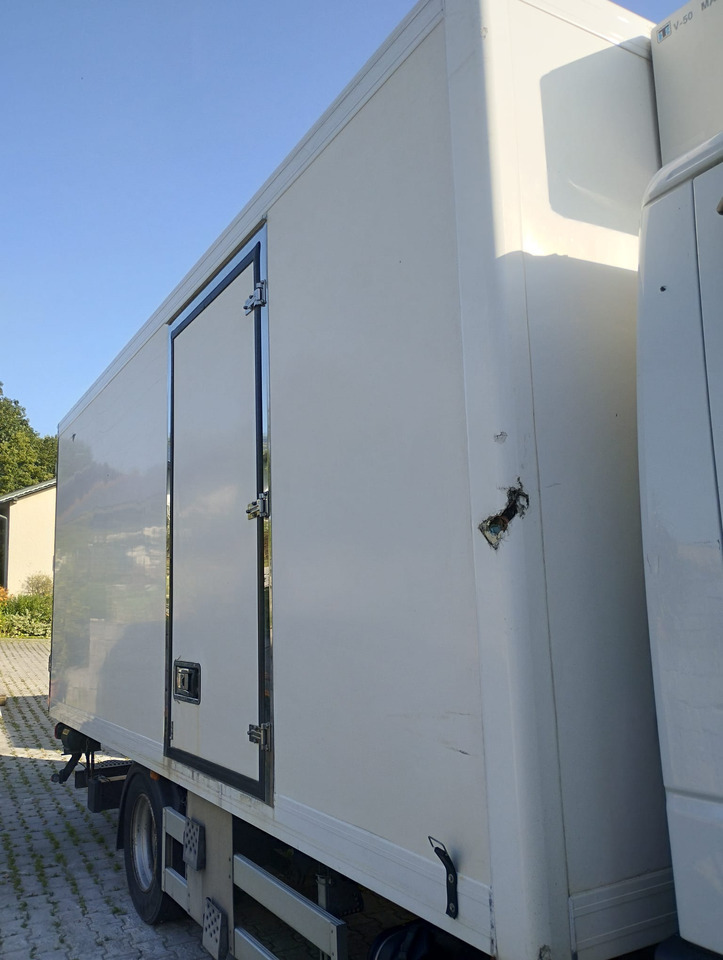 IVECO EUROCARGO 75-190 LBW Palfinger - Kravas automašīna refrižerators: foto 5 IVECO EUROCARGO 75-190 LBW Palfinger - Kravas automašīna refrižerators: foto 5