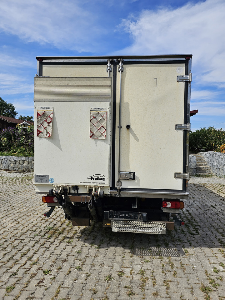IVECO EUROCARGO 75-190 LBW Palfinger - Kravas automašīna refrižerators: foto 2 IVECO EUROCARGO 75-190 LBW Palfinger - Kravas automašīna refrižerators: foto 2