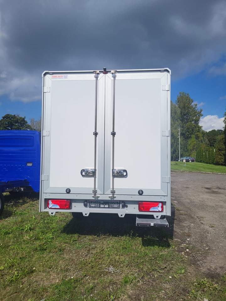 MAN TGE 3.180 Koffer mit Schlafbett - Furgons ar slēgtā virsbūve, Kravas-pasažieru furgons: foto 3 MAN TGE 3.180 Koffer mit Schlafbett - Furgons ar slēgtā virsbūve, Kravas-pasažieru furgons: foto 3