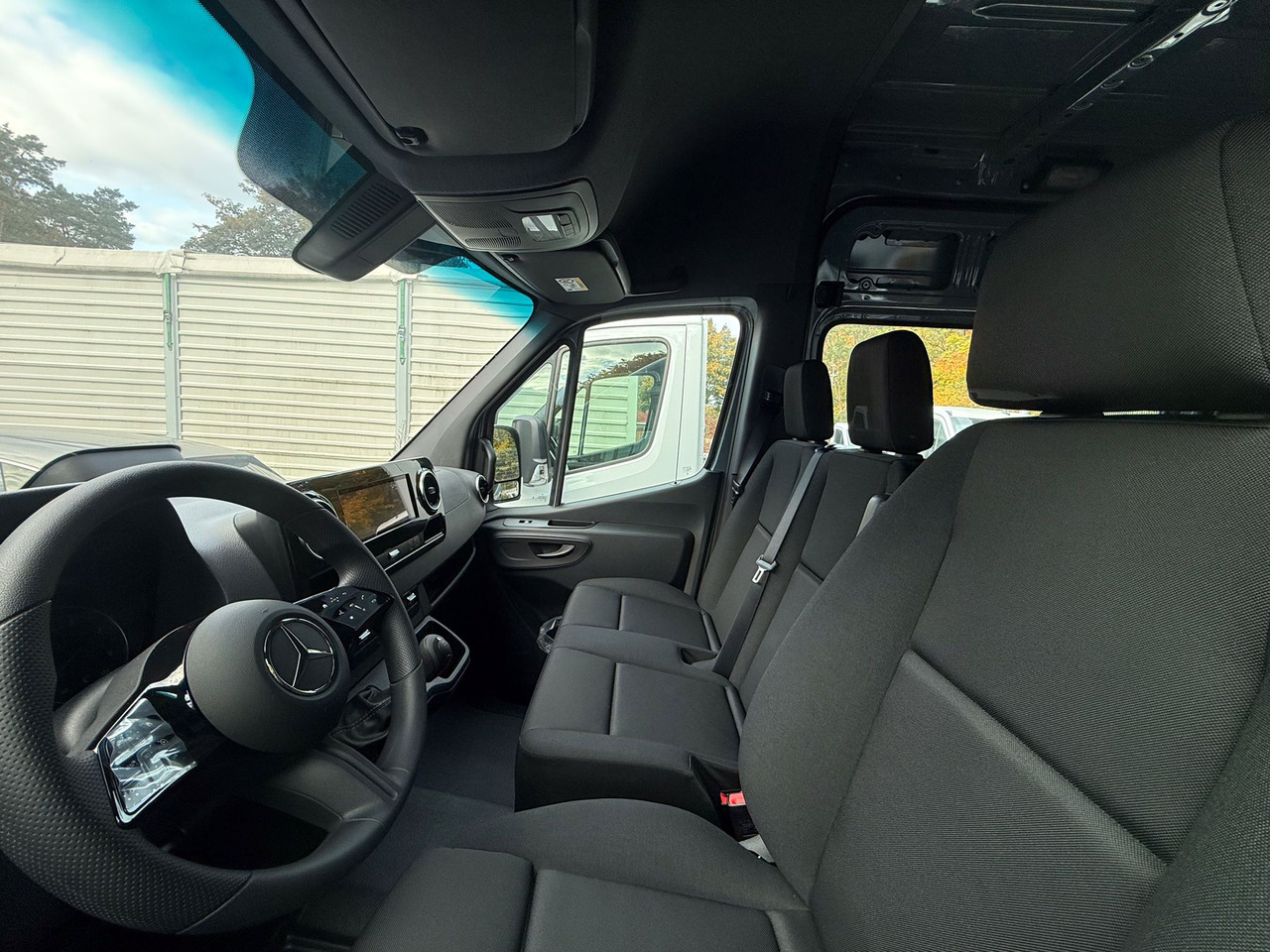 Mercedes-Benz Sprinter 317 L3H2 6-Sitzer - Kravas mikroautobuss, Kravas-pasažieru furgons: foto 5 Mercedes-Benz Sprinter 317 L3H2 6-Sitzer - Kravas mikroautobuss, Kravas-pasažieru furgons: foto 5