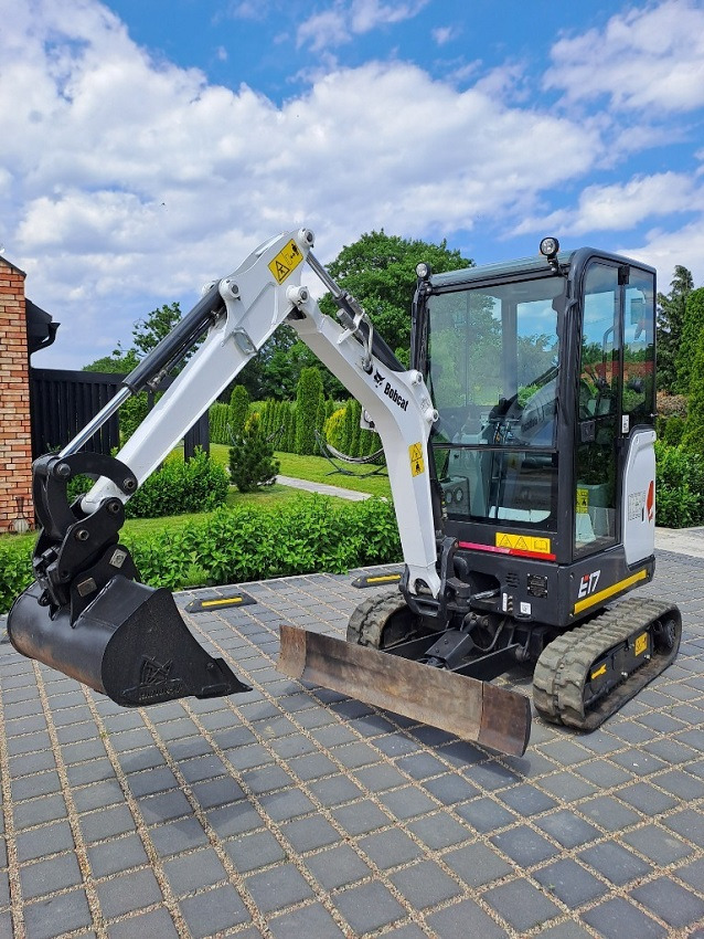 Bobcat E17 - Mini-ekskavators: foto 1 Bobcat E17 - Mini-ekskavators: foto 1