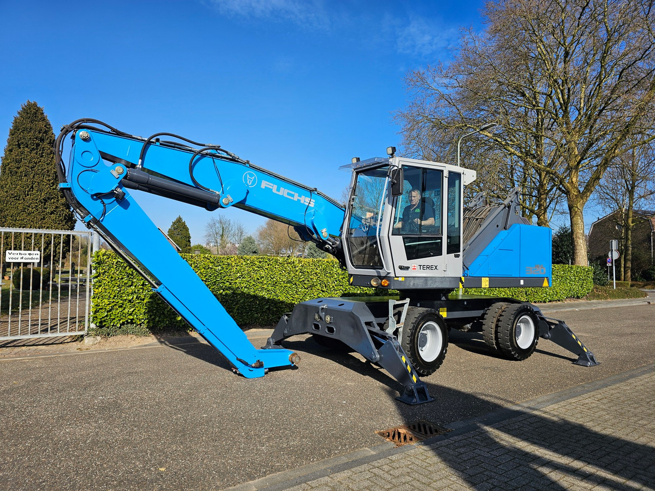 Fuchs MHL 320 With Multi Purpose Stick And Magnet System - Atkritumu iekrāvējs: foto 5 Fuchs MHL 320 With Multi Purpose Stick And Magnet System - Atkritumu iekrāvējs: foto 5