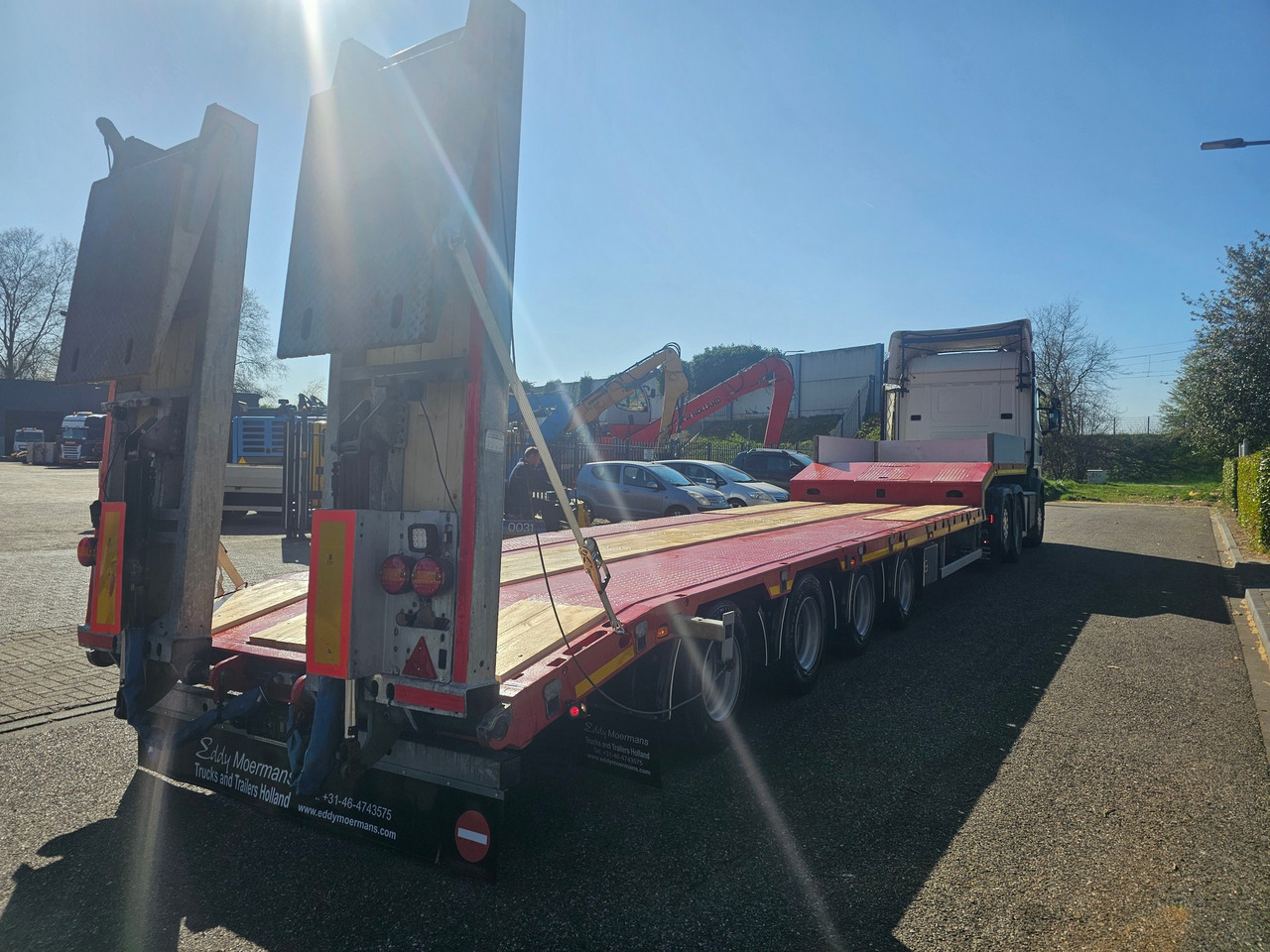 Hangler SVS-H 580 Semie Lowloader - Puspiekabe zema profila platforma: foto 4 Hangler SVS-H 580 Semie Lowloader - Puspiekabe zema profila platforma: foto 4