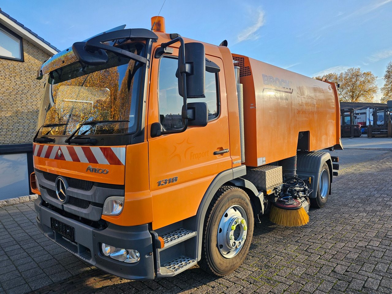Mercedes Benz Atergo 1518 - Ielu tīrīšanas mašīna: foto 4 Mercedes Benz Atergo 1518 - Ielu tīrīšanas mašīna: foto 4