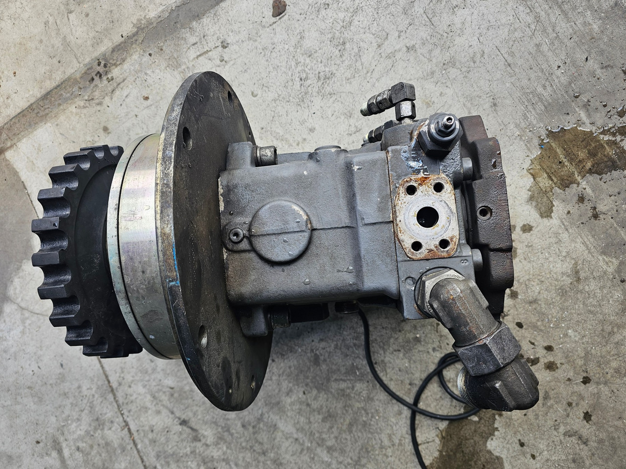 Rexroth A4VG56EP3D1 - Hidrauliskais sūknis - Celtniecības tehnika: foto 2 Rexroth A4VG56EP3D1 - Hidrauliskais sūknis - Celtniecības tehnika: foto 2