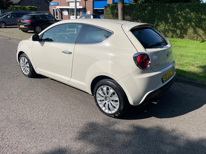 Alfa Romeo MiTo ALFA MITO Diesel MEGA MOOI - Hečbeks: foto 3 Alfa Romeo MiTo ALFA MITO Diesel MEGA MOOI - Hečbeks: foto 3