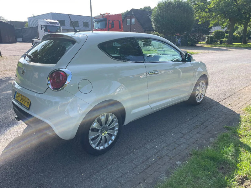 Alfa Romeo MiTo ALFA MITO Diesel ZEER MOOI - Hečbeks: foto 5 Alfa Romeo MiTo ALFA MITO Diesel ZEER MOOI - Hečbeks: foto 5