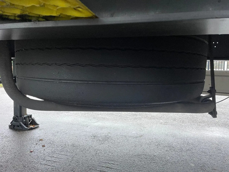 Kässbohrer Zij borden en laadklep xxl certificaat - Tenta puspiekabe: foto 3 Kässbohrer Zij borden en laadklep xxl certificaat - Tenta puspiekabe: foto 3