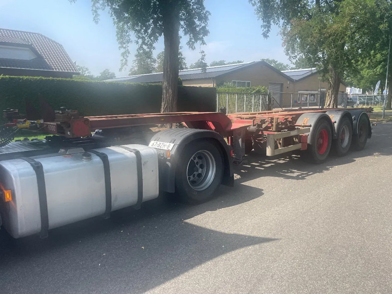 Renders 2x 20 1x 30 1x 40 in prijs verlaagt - Puspiekabe noņemamā virsbūve/ Konteineru vedējs: foto 1 Renders 2x 20 1x 30 1x 40 in prijs verlaagt - Puspiekabe noņemamā virsbūve/ Konteineru vedējs: foto 1