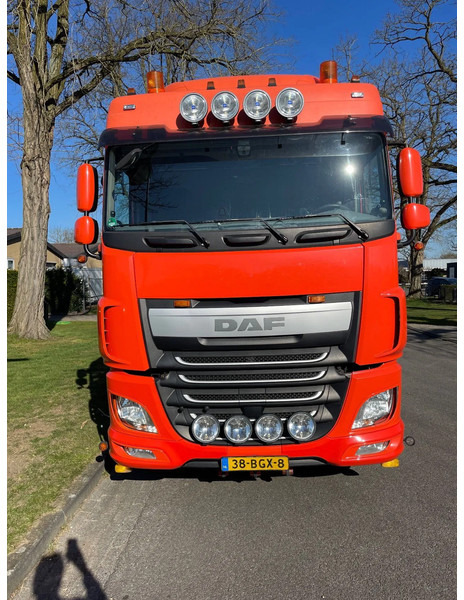 DAF XF 440 XF440 Daf Nieuwe tachograaf “”””””” Hand geschakeld - Vilcējs: foto 2 DAF XF 440 XF440 Daf Nieuwe tachograaf “”””””” Hand geschakeld - Vilcējs: foto 2