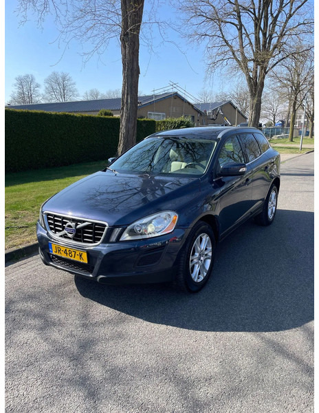 Volvo XC60 XC60 DZ88/DZ8850 5 Cilinder Euro 5 - Vieglā automašīna: foto 1 Volvo XC60 XC60 DZ88/DZ8850 5 Cilinder Euro 5 - Vieglā automašīna: foto 1