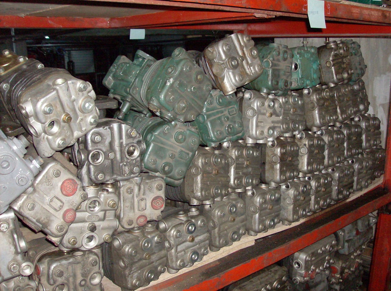 AIR COMPRESSOR MAN TGA 2 CYLINDERS MAN TGA - Kompresors - Kravas automašīna: foto 5 AIR COMPRESSOR MAN TGA 2 CYLINDERS MAN TGA - Kompresors - Kravas automašīna: foto 5
