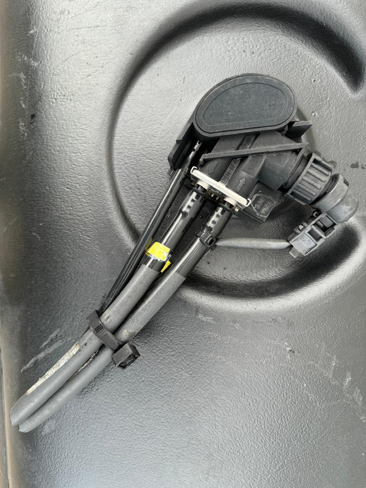 FUEL TANK MERCEDES AXOR - Degvielas tvertne: foto 3 FUEL TANK MERCEDES AXOR - Degvielas tvertne: foto 3
