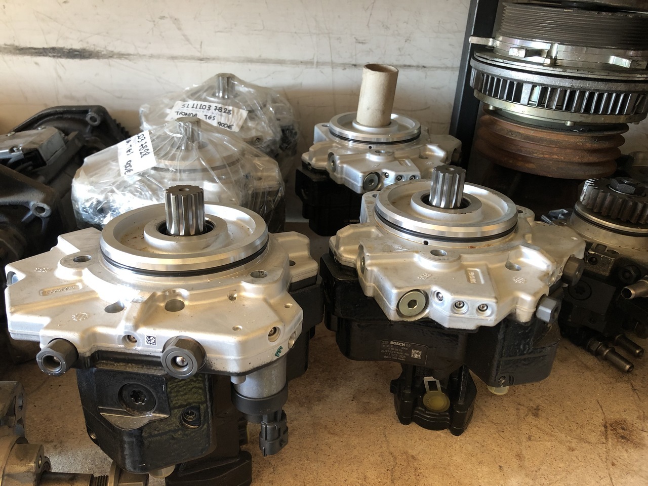 HIGH PRESSURE FUEL PUMP MAN TGX,TGS  - Degvielas sūknis - Kravas automašīna: foto 1 HIGH PRESSURE FUEL PUMP MAN TGX,TGS  - Degvielas sūknis - Kravas automašīna: foto 1