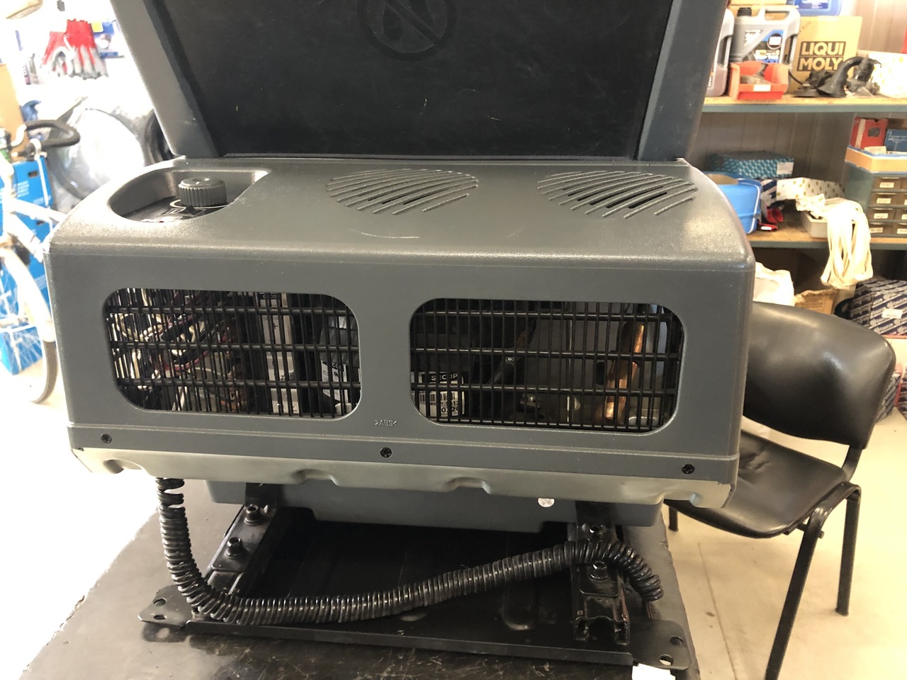 MAN TGS COOL BOX ASSEMBLY  - Kabīne un interjers - Kravas automašīna: foto 2 MAN TGS COOL BOX ASSEMBLY  - Kabīne un interjers - Kravas automašīna: foto 2