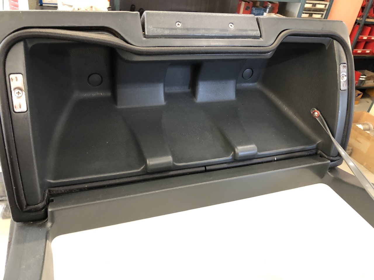 MAN TGS COOL BOX ASSEMBLY  - Kabīne un interjers - Kravas automašīna: foto 5 MAN TGS COOL BOX ASSEMBLY  - Kabīne un interjers - Kravas automašīna: foto 5