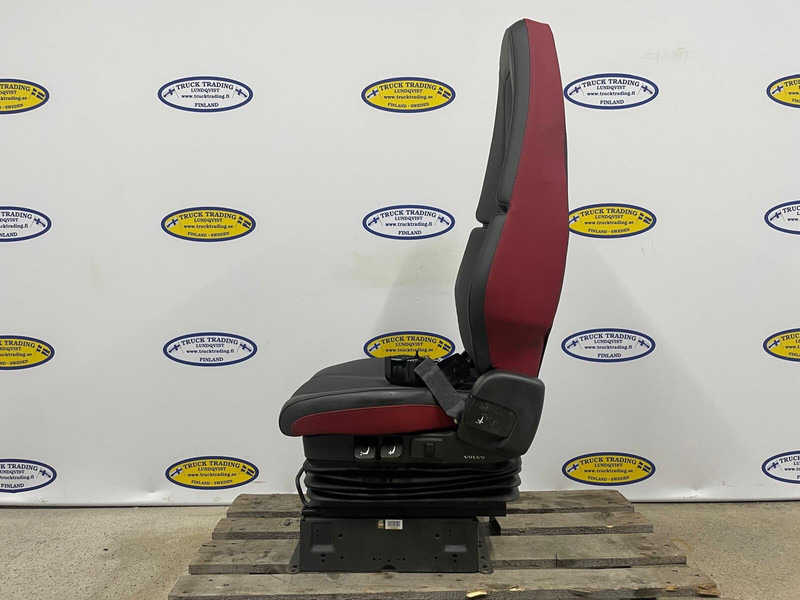 Volvo FH - Sēdeklis: foto 2 Volvo FH - Sēdeklis: foto 2