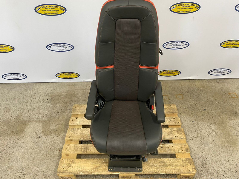 Volvo FH5 - Sēdeklis: foto 3 Volvo FH5 - Sēdeklis: foto 3