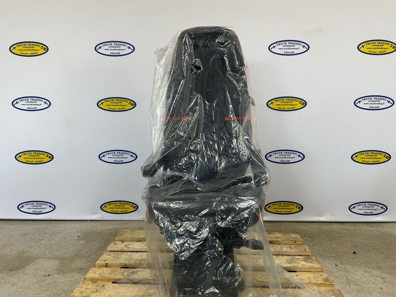 Volvo FH5 - Sēdeklis: foto 1 Volvo FH5 - Sēdeklis: foto 1