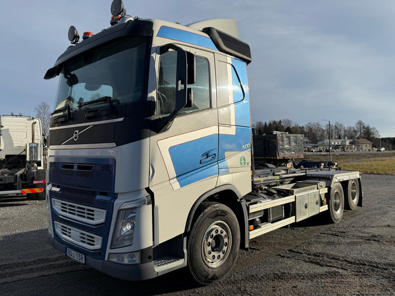 Volvo FH500 - Pacēlājs ar āķi: foto 1 Volvo FH500 - Pacēlājs ar āķi: foto 1