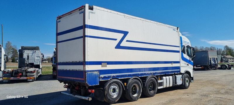Volvo FH540 - Kravas automašīna ar slēgto virsbūvi: foto 3 Volvo FH540 - Kravas automašīna ar slēgto virsbūvi: foto 3