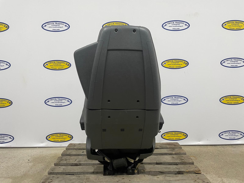 Volvo FM - Sēdeklis: foto 3 Volvo FM - Sēdeklis: foto 3