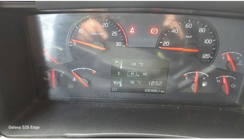 Kravas automašīna pašizgāzējs Volvo FMX 500: foto 13 Kravas automašīna pašizgāzējs Volvo FMX 500: foto 13