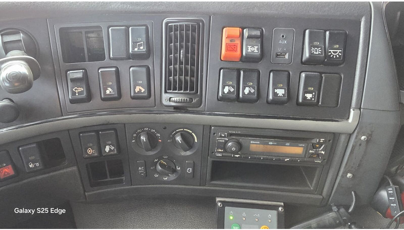 Kravas automašīna pašizgāzējs Volvo FMX 500: foto 12 Kravas automašīna pašizgāzējs Volvo FMX 500: foto 12