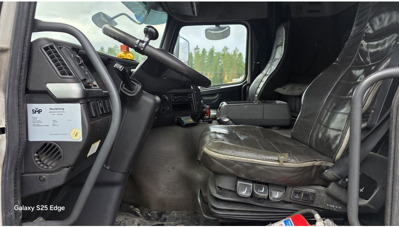 Kravas automašīna pašizgāzējs Volvo FMX 500: foto 17 Kravas automašīna pašizgāzējs Volvo FMX 500: foto 17