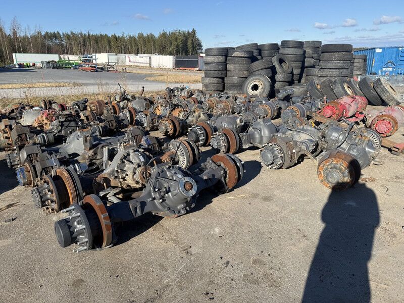 Volvo RTS2370A RSS1125 RTH2610F RTH3312 RTH3815 MD15 CTEV87 - Aizmugurējā ass: foto 1 Volvo RTS2370A RSS1125 RTH2610F RTH3312 RTH3815 MD15 CTEV87 - Aizmugurējā ass: foto 1