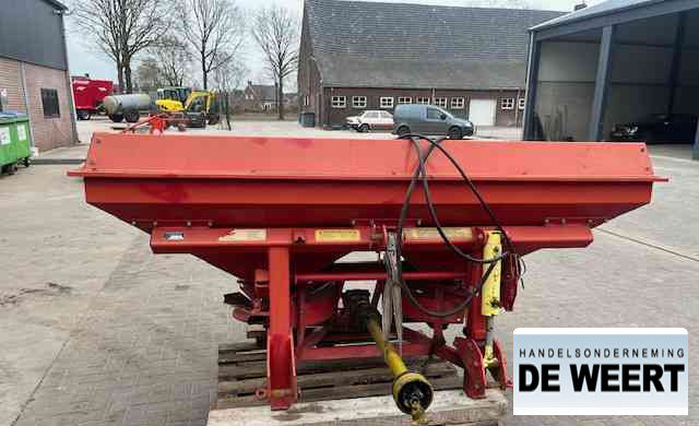 Lely centerliner stooier , front aandrijving - Minerālmēslu izkliedētājs: foto 4 Lely centerliner stooier , front aandrijving - Minerālmēslu izkliedētājs: foto 4