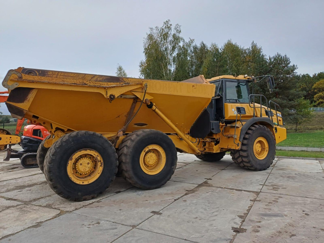 Bell B30E - Artikulētias pašizgāzējs: foto 3 Bell B30E - Artikulētias pašizgāzējs: foto 3