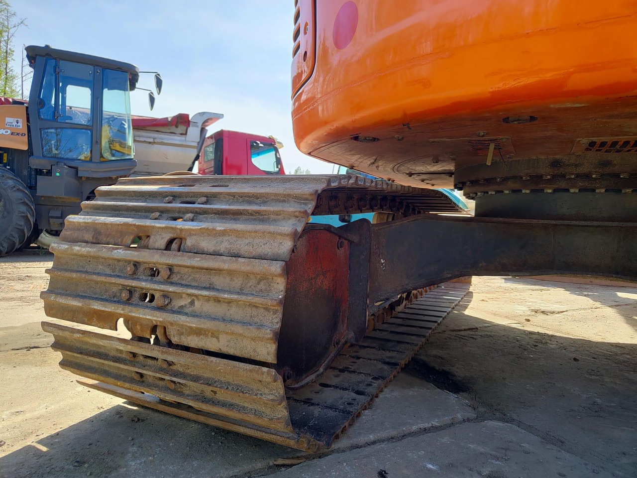 DOOSAN DX140LCR-3 - Kāpurķēžu ekskavators: foto 4 DOOSAN DX140LCR-3 - Kāpurķēžu ekskavators: foto 4