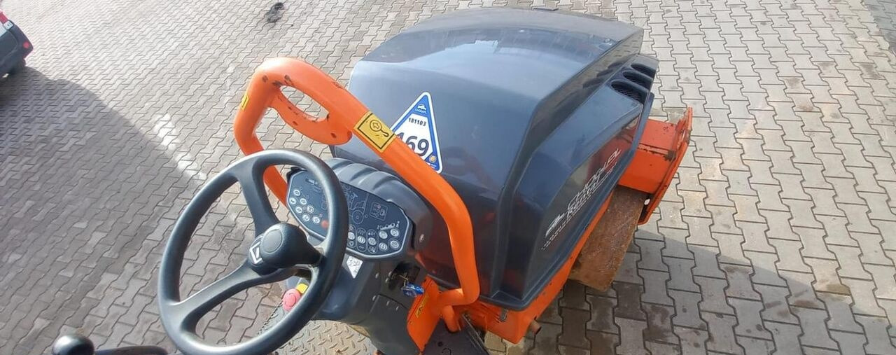 Hamm HD12 - Mini-veltnis: foto 5 Hamm HD12 - Mini-veltnis: foto 5