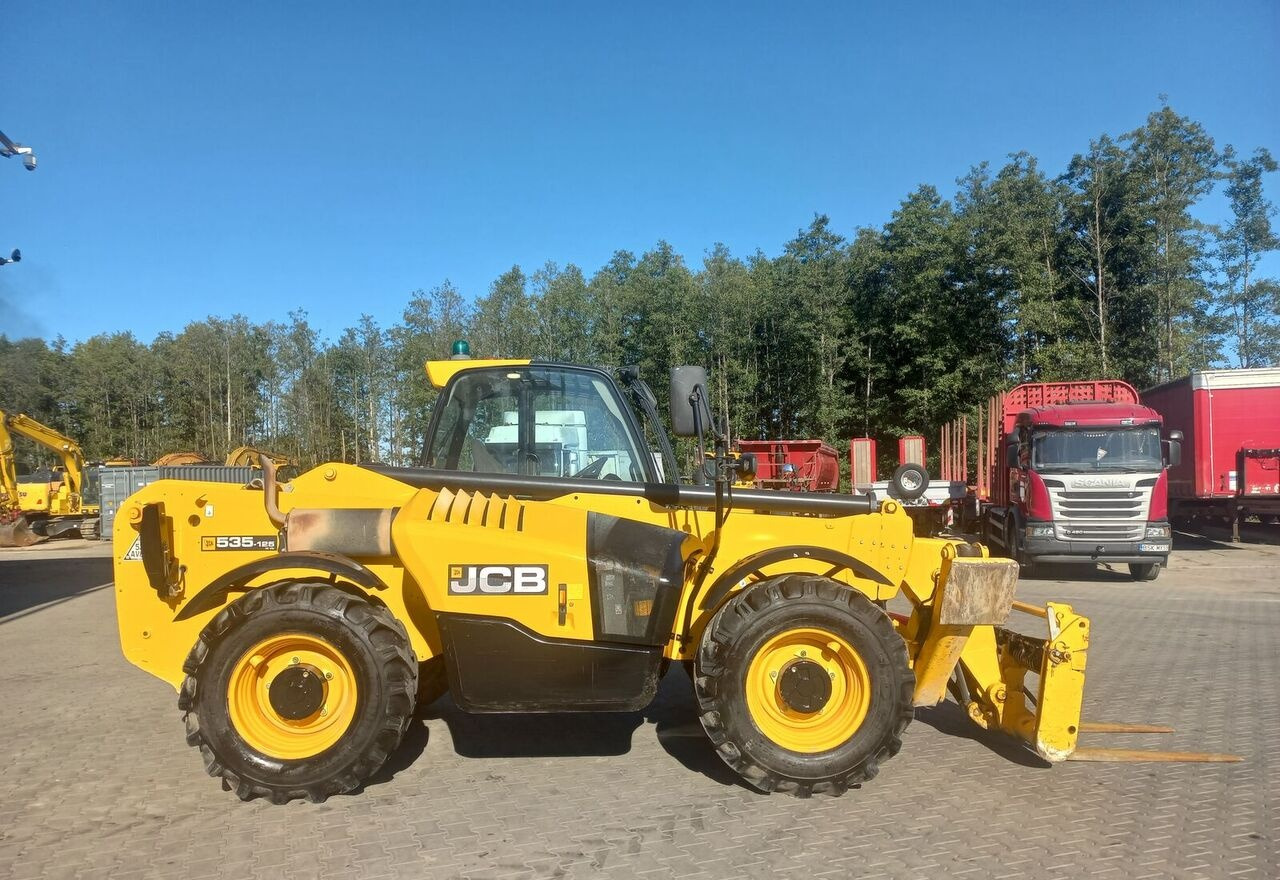 JCB 535-125 - Teleskopiskais iekrāvējs: foto 3 JCB 535-125 - Teleskopiskais iekrāvējs: foto 3