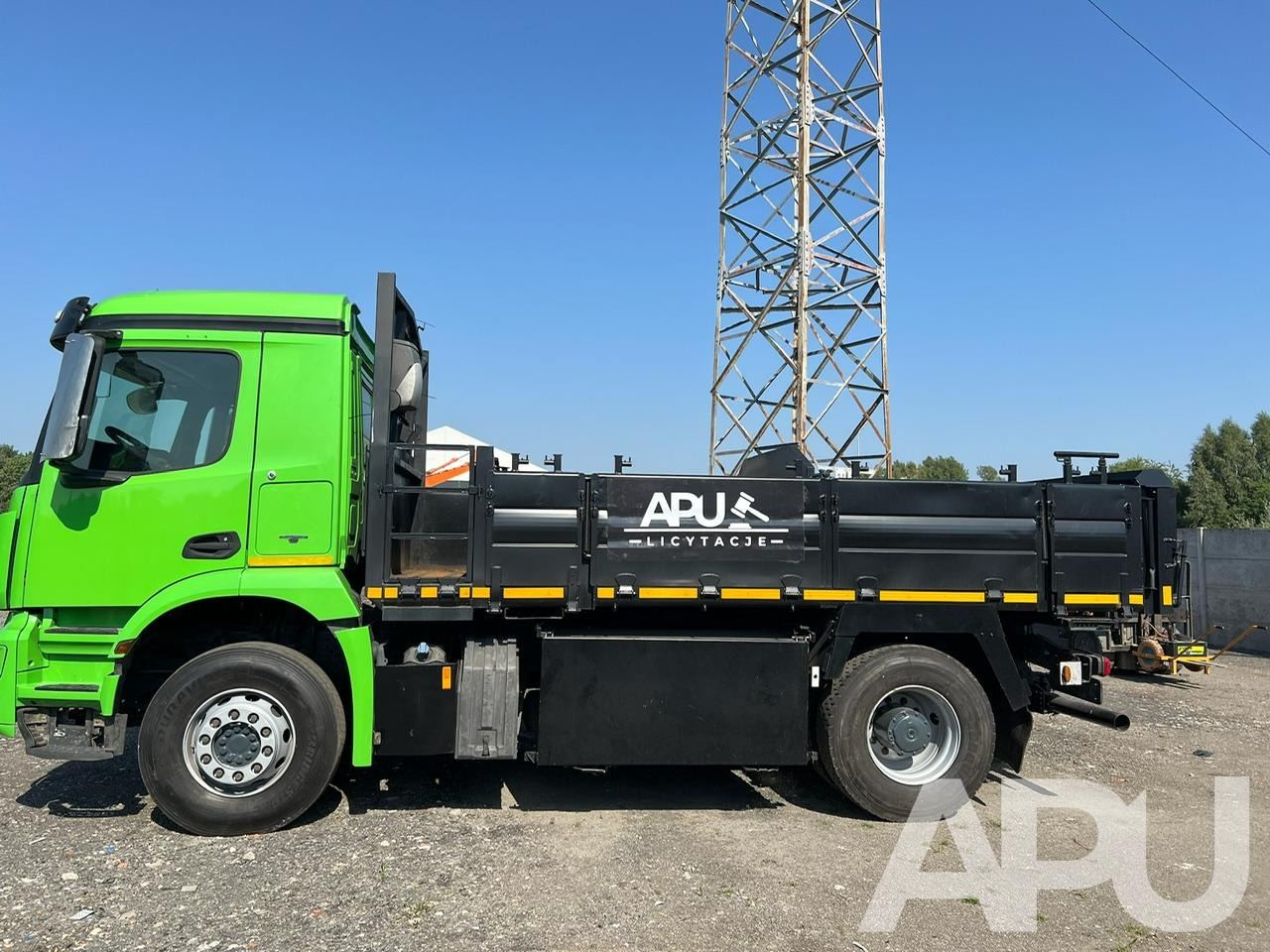 Mercedes-Benz AROCS 963-2-A wywrotka - Kravas automašīna pašizgāzējs: foto 4 Mercedes-Benz AROCS 963-2-A wywrotka - Kravas automašīna pašizgāzējs: foto 4