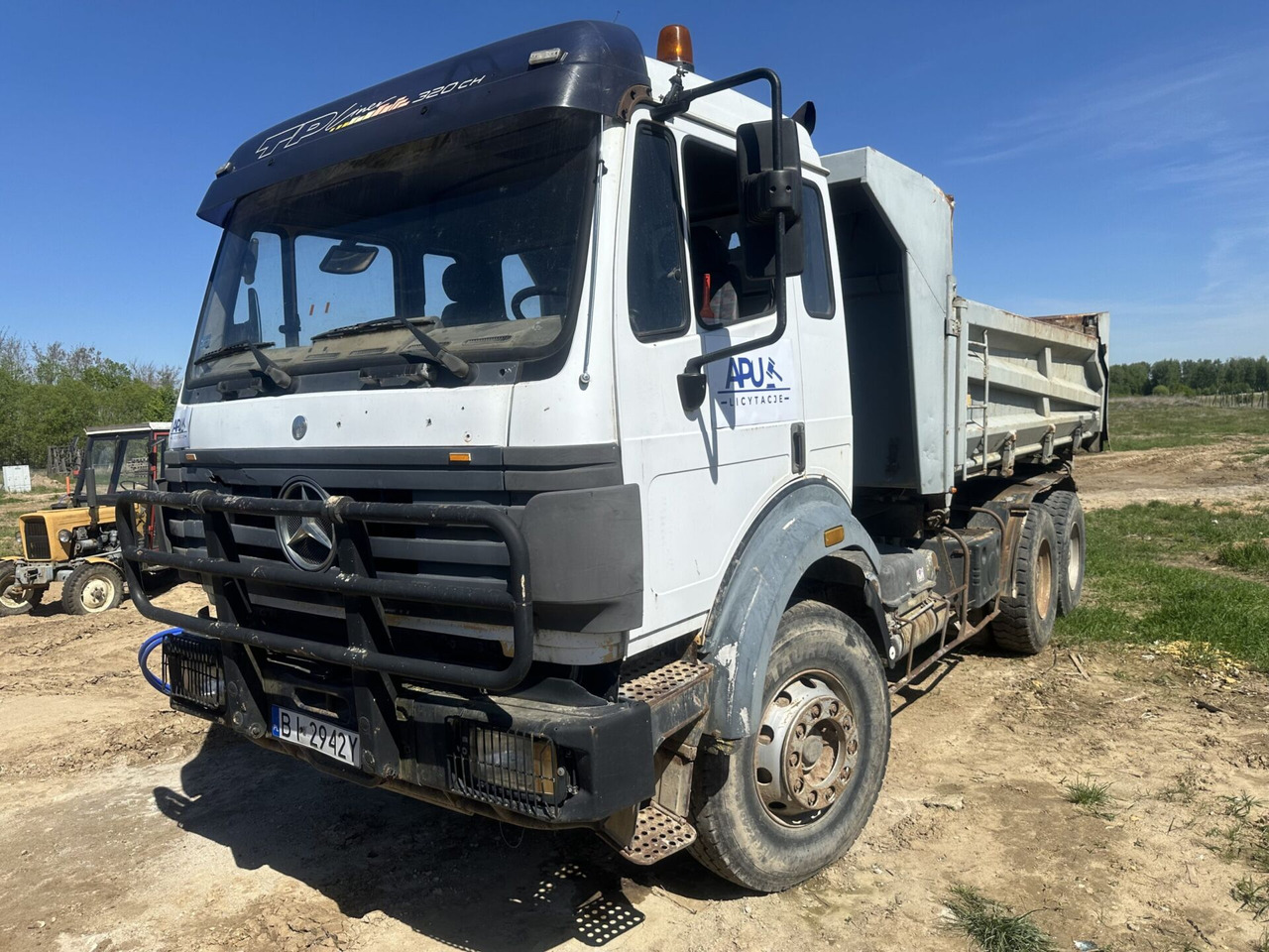 Mercedes-Benz Actros 2631 Wywrotka - Kravas automašīna pašizgāzējs: foto 1 Mercedes-Benz Actros 2631 Wywrotka - Kravas automašīna pašizgāzējs: foto 1
