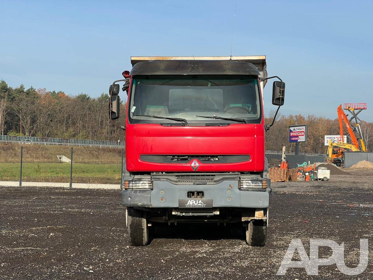 Renault Kerax 420 - Kravas automašīna pašizgāzējs: foto 2 Renault Kerax 420 - Kravas automašīna pašizgāzējs: foto 2