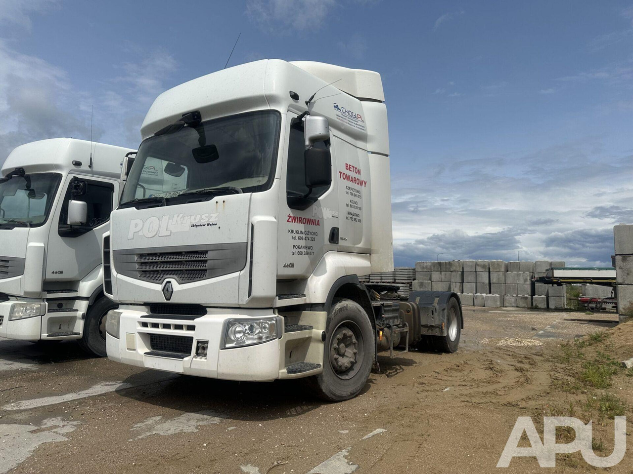 RENAULT PREMIUM 460 - Vilcējs: foto 2 RENAULT PREMIUM 460 - Vilcējs: foto 2